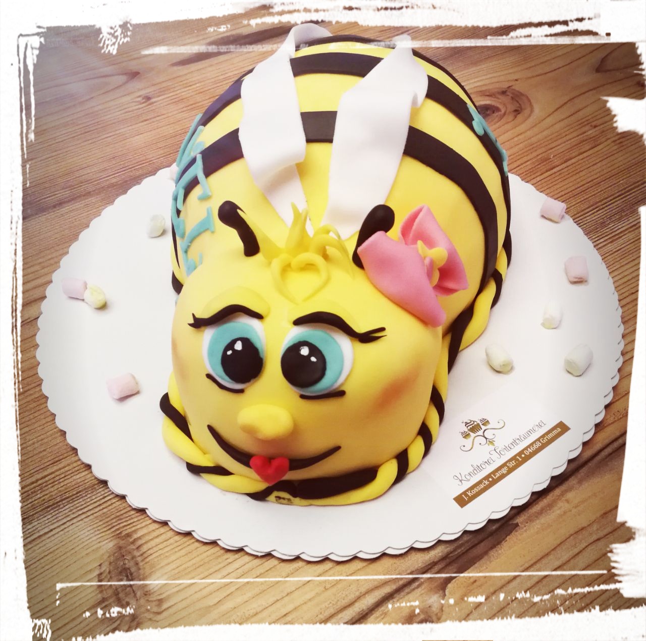 Bienenmotivtorte