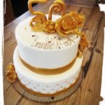 goldene Torte zum 50. Hochzeitstag