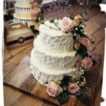 3 stöckige Hochzeitssahnetorte