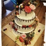 4-stöckige Hochzeitstorte