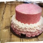 zweistöckige Glitzertorte